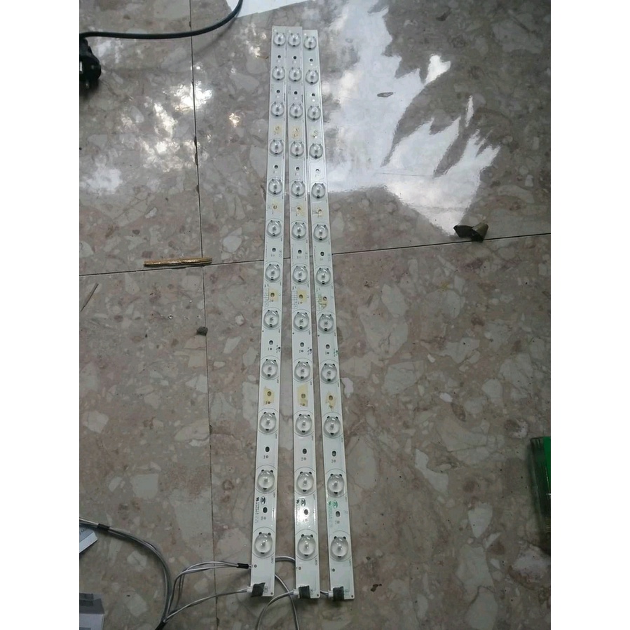 Lampu BL - Lampu Backlight Tv LED Toshiba 32PB200EJ - 32PU200EJ - 32PB200 - 32PU200