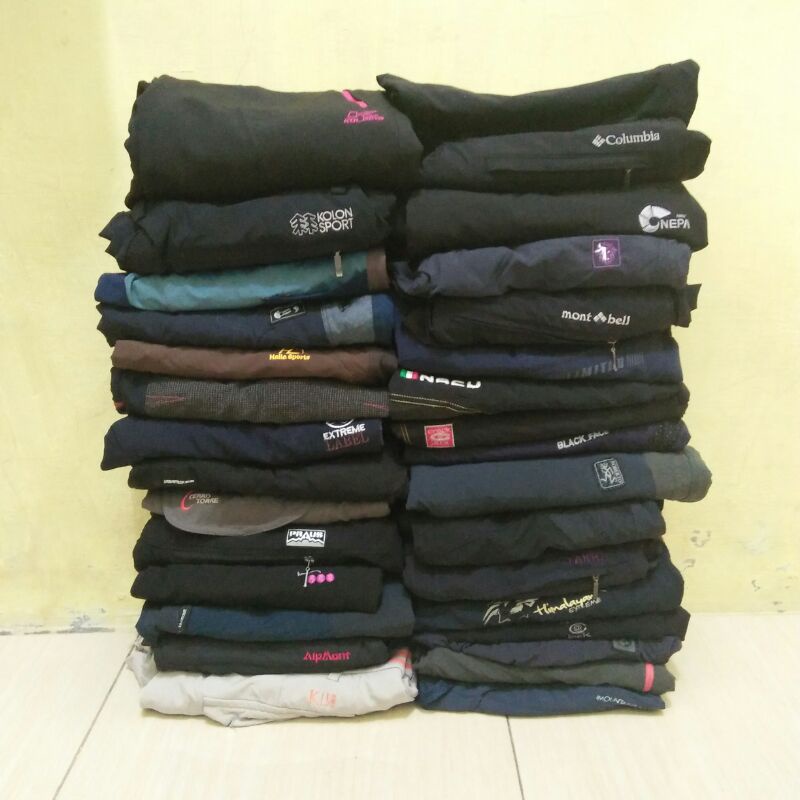 borongan celana outdoor motif panjang 22pcs+ 8pcs bonus total 30pcs