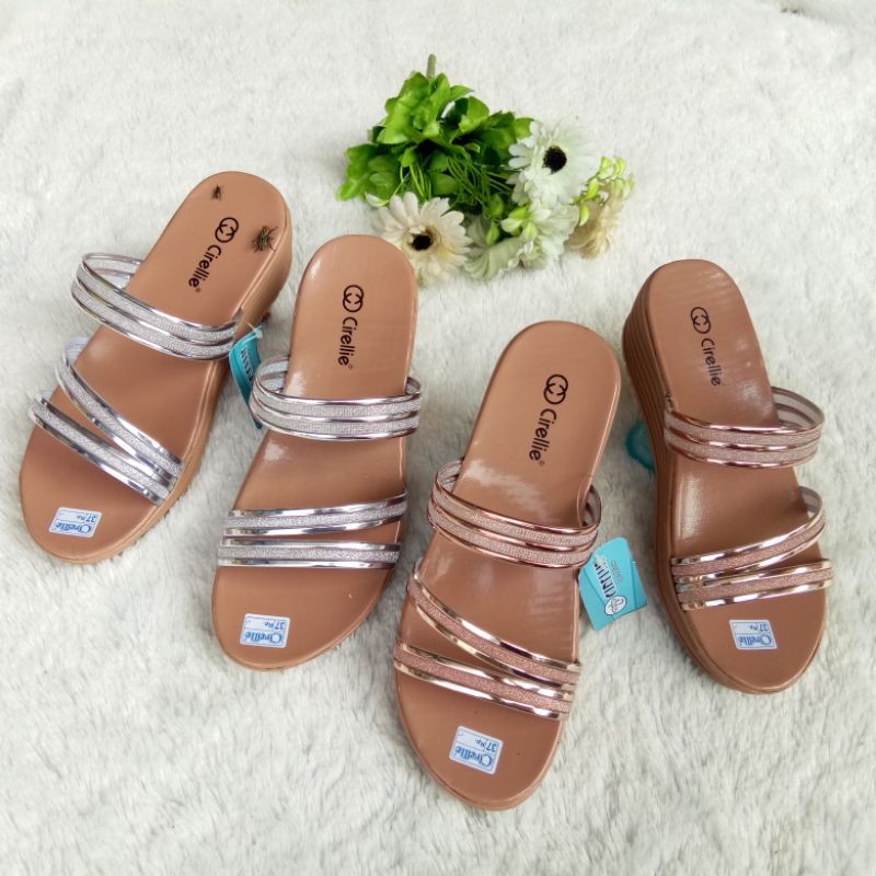 Sandal Wanita Wedges Cirellie