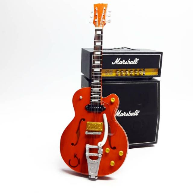 Miniatur gitar plus miniatur ampli marshall head cabinet gak bisa bunyi