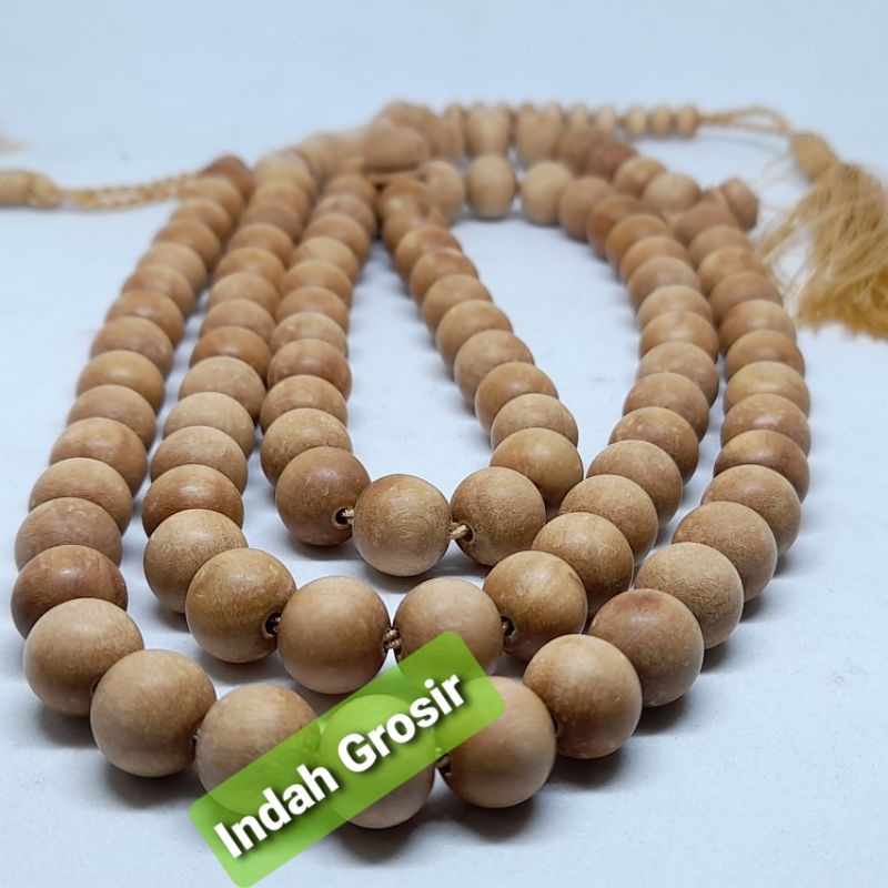 TASBIH KAYU JUMBO CENDANA 10MM 99BUTIR NATURAL