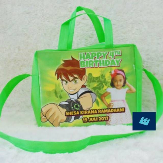

Tas Ultah Resleting Custom 25 x 14 x 22 (PxLxT)