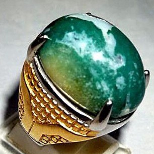 cincin batu akik pancawarna Garut