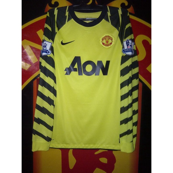 Jersey Manchester United Goalkeeper Original Musim 2010-2011 Signed by Edwin Van Der Sar