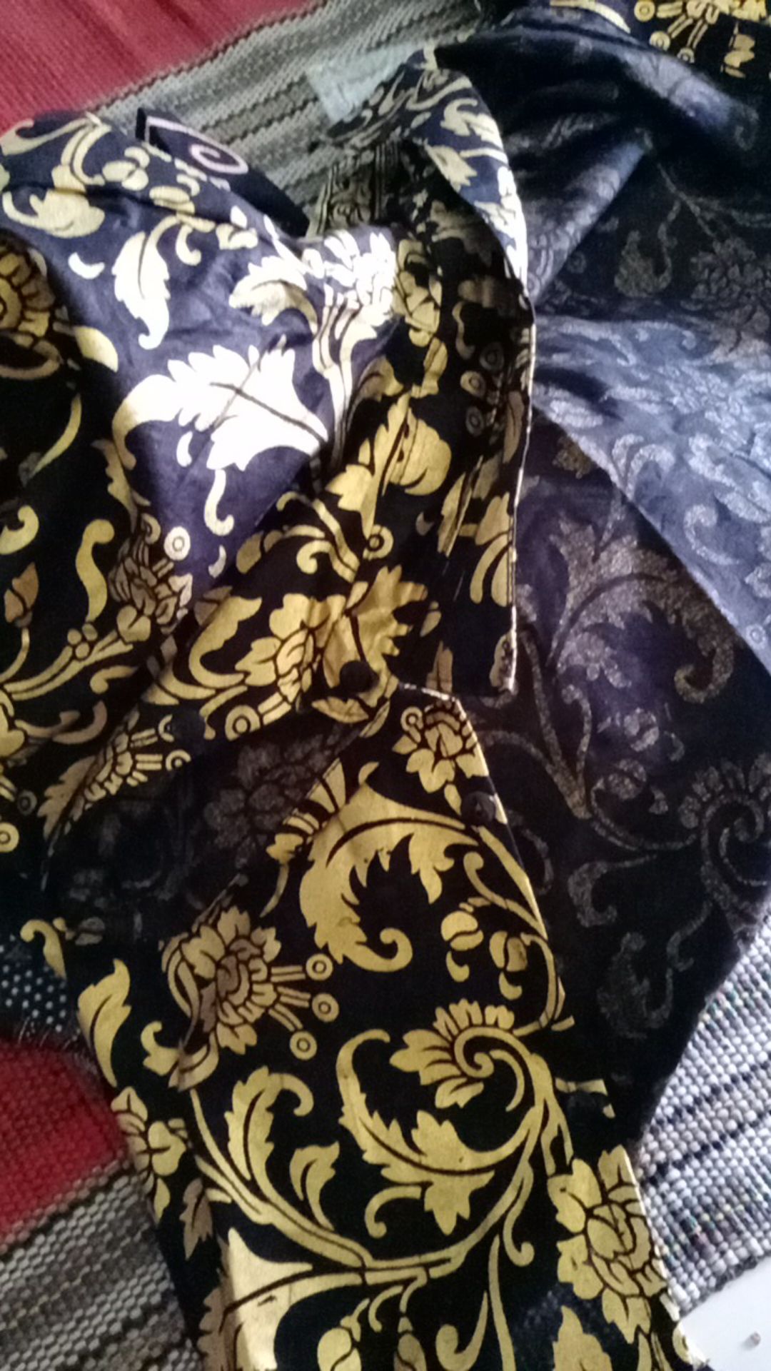 {bayar Di Tempat|cod}kemeja Batik Prada Emas Kembang Gede B555 Hitam  Atasan Pria Batik Modern