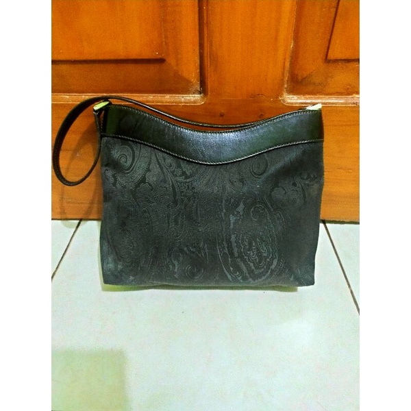 Preloved Shoulder Bag ETRO(sudah dipesan,jangan dico,selain yang bersangkutan)