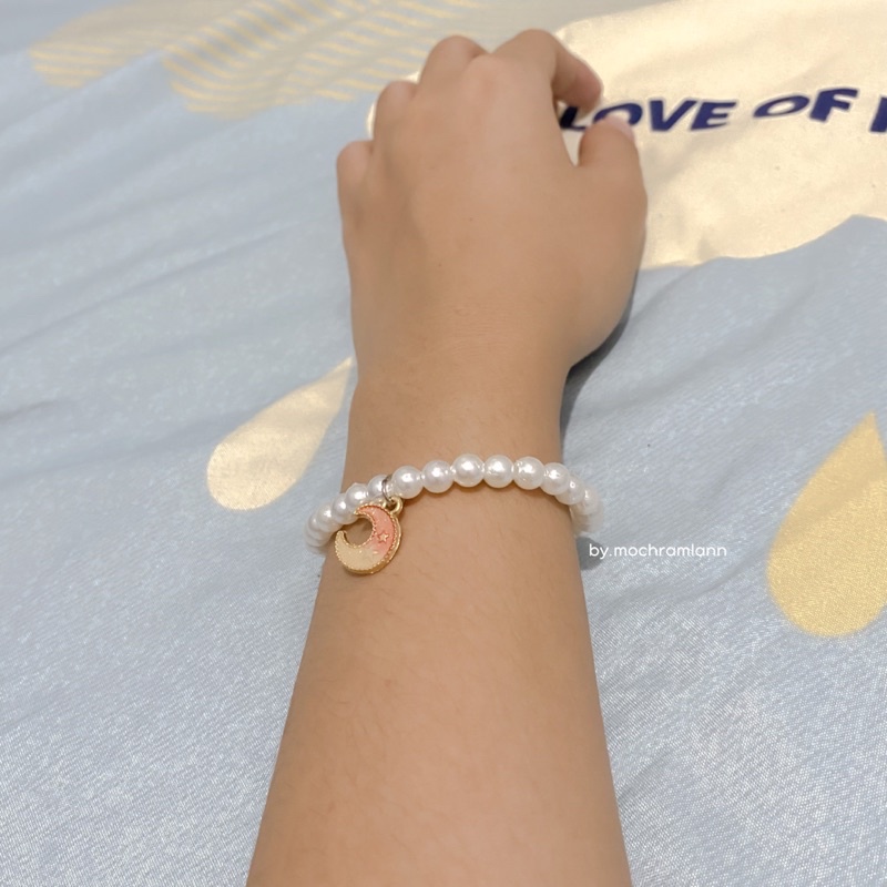 gelang mutiara liontin bulan pink / pearl bracelet / gelang mutiara vintage