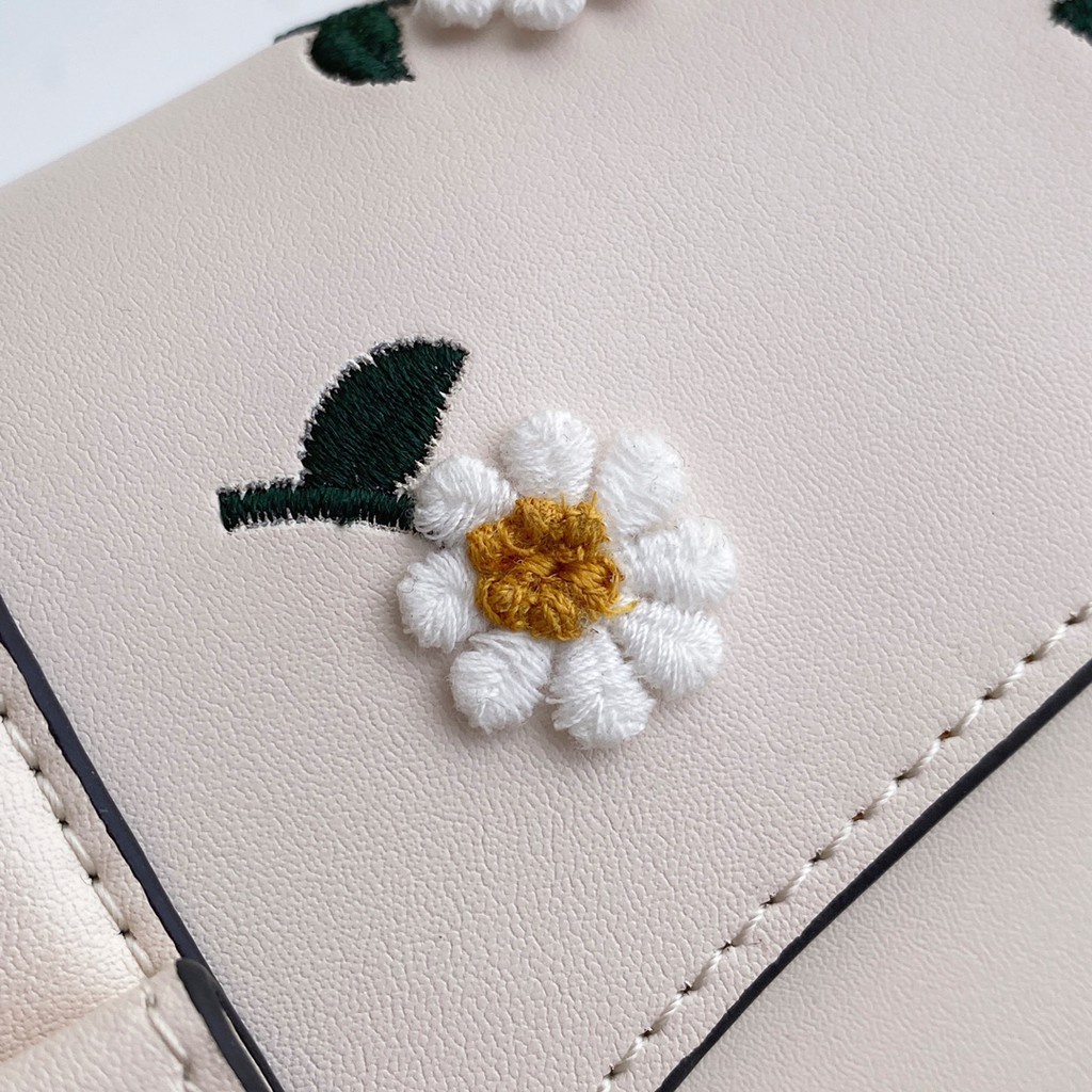 TAS WANITA WOMEN CH TAS SELEMPANG GEORGIE SHOULDER BAG WITH DAISY EMBROIDERY