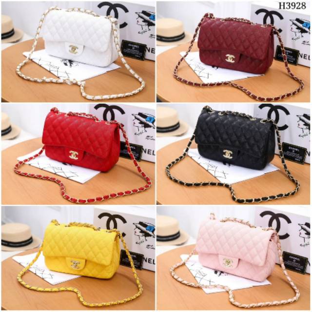 Sling Bag Chanel Medium #H3928