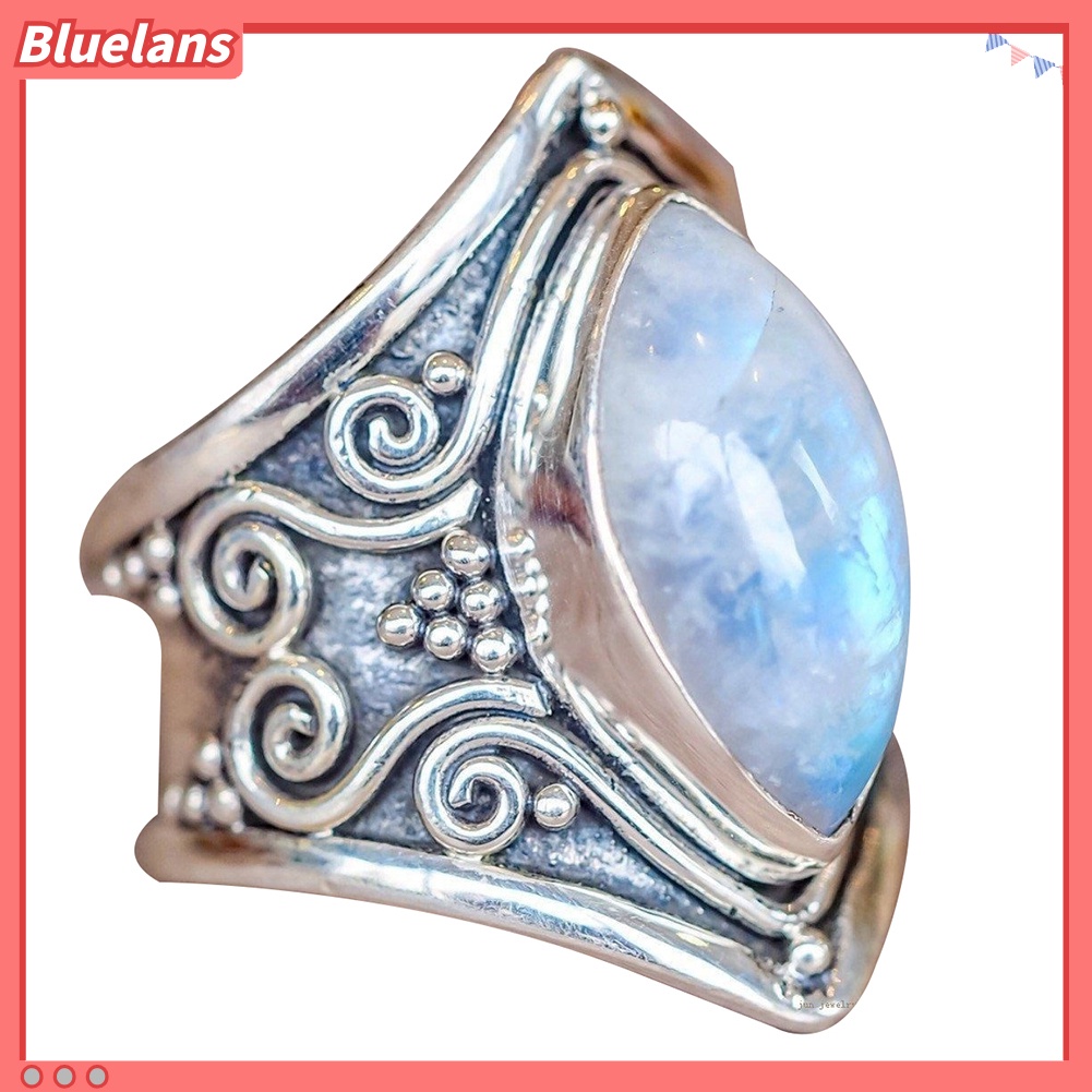 Bluelans Cincin Wanita Desain Geometri Hias Moonstone Gaya Vintage Untuk Pernikahan / Tunangan / Pesta