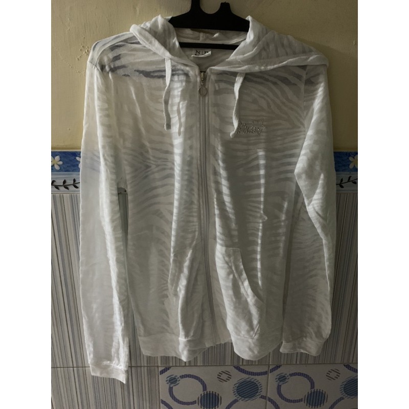 PRELOVED JAKET PUTIH