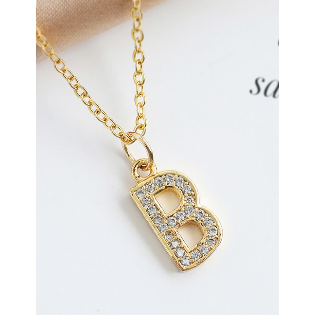 LRC Kalung Fashion Copper-inlaid Zircon Alphabet Necklace K42915