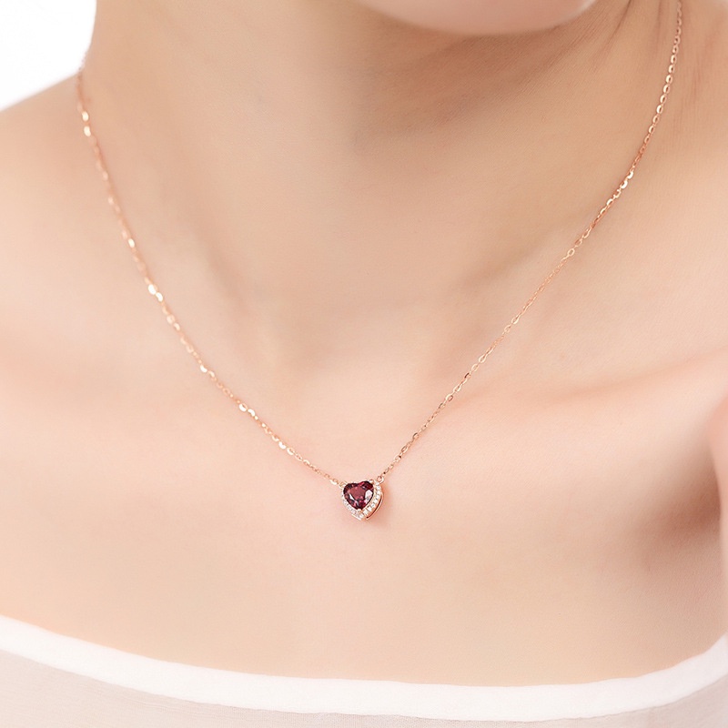 [Ready Stock]Fashion Heart-Shaped Pendant Necklace Rose Gold Plated Ruby Pendant