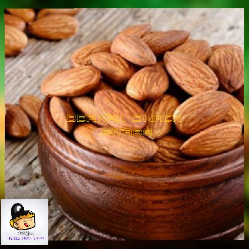 

Kacang Almond Roasted Kupas Tanpa Kulit Almond 500gr