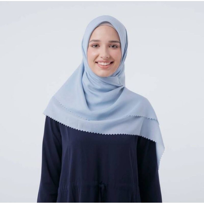 Zoya Fatin Kerudung Segi Empat Wave Scarf Wave Lasercut Scarf Special Fatin For Zoya