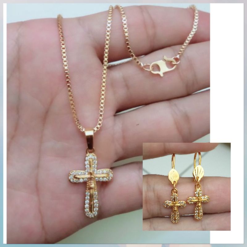 SET KALUNG SALIB+ANTING SALIB XUPING BERLAPIS EMAS DENGAN MATA ZIRCON.