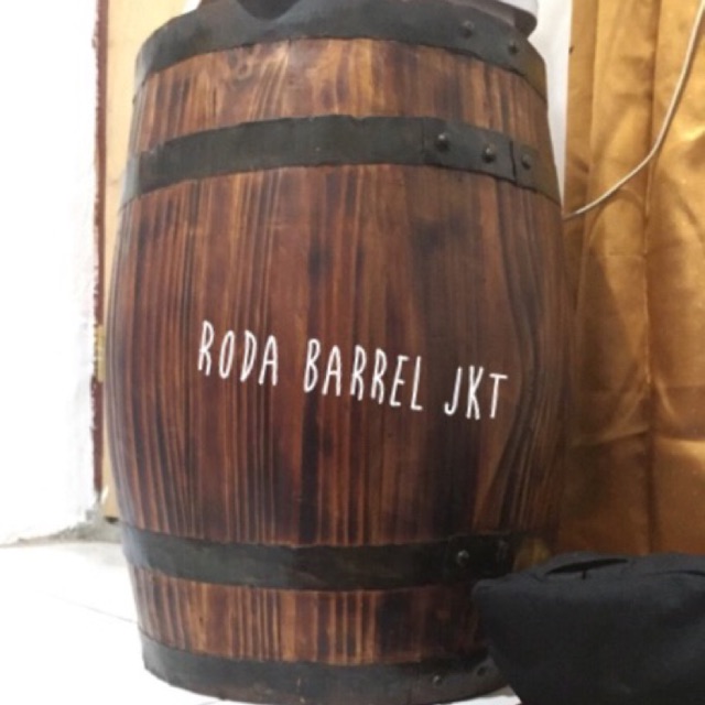 Gentong kayu / barrel murah / tong kayu jati / dekorasi pernikahan