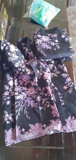 Couple Batik 2525 Couple Sogan Wara Baru Terbaru Sumber Rejeki