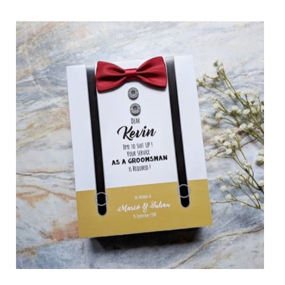 

Box Groomsman 20cm x 15cm x 5cm (Pita dan Kancing)