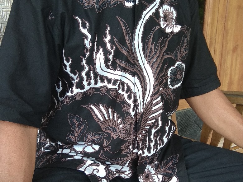 Edelin Kemeja Batik Pria Lapis Furing Katun Primisima Batik Pria Reguler Fit Batik Solo Eksklusif