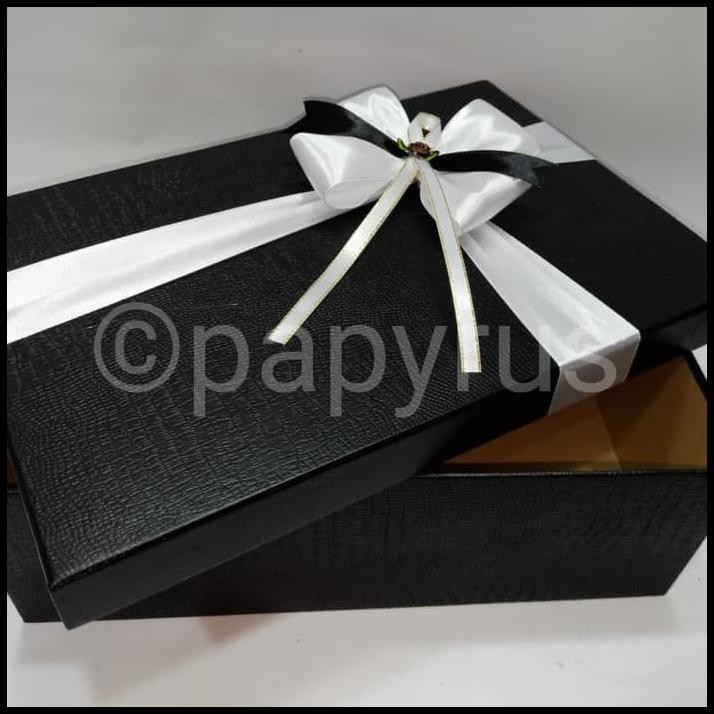 

Open Ds Papyrus Kotak Kado Gift Box 20X30 Tinggi 10Cm