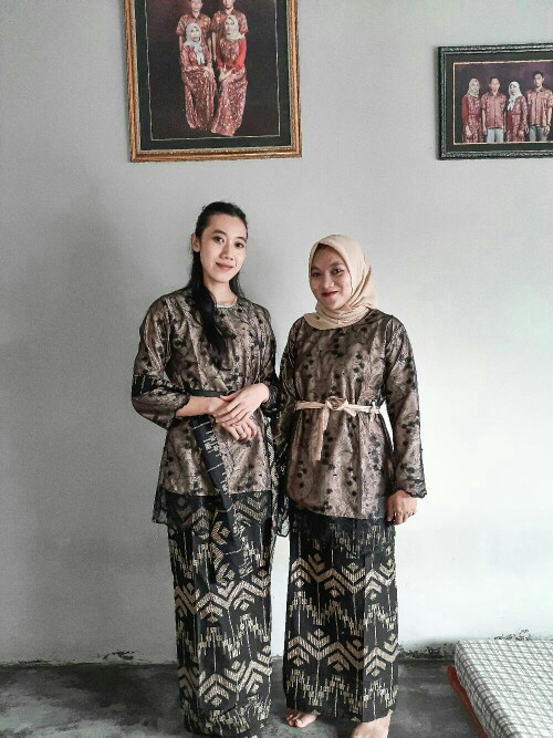 Batik Couple Kebaya Set Kintana Series Tunangan Lamaran Wisuda Kondangan Kekinian 2021