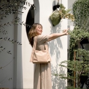 Preloved OAT JEANIE FOR YOU x Tiffany Christine Loui Bag