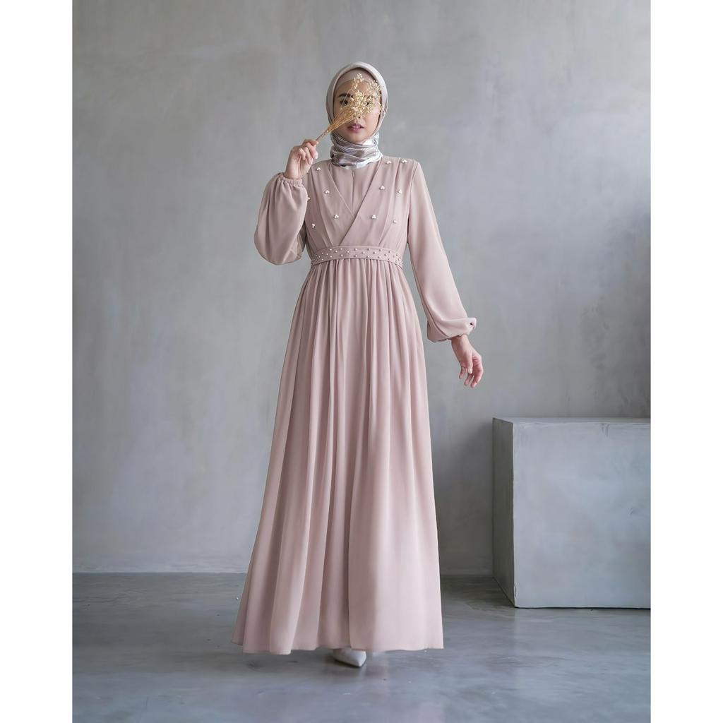 Demore Azhalea Dress Maxy Ceruty Babydoll Gamis Prewedding Aplikasi Mutiara Dress Kondangan Gamis Pesta Mutiara