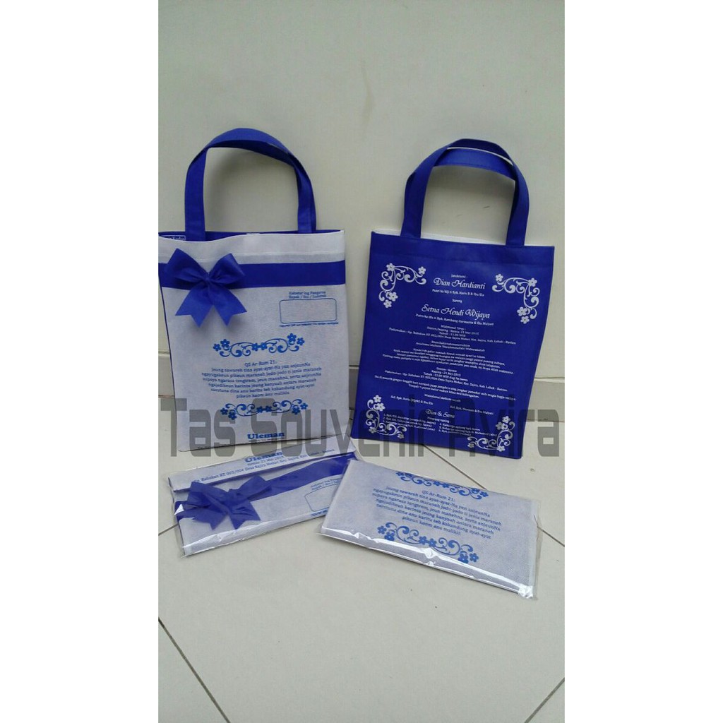 

Tas Undangan / Tas Souvenir Ukuran 15x20