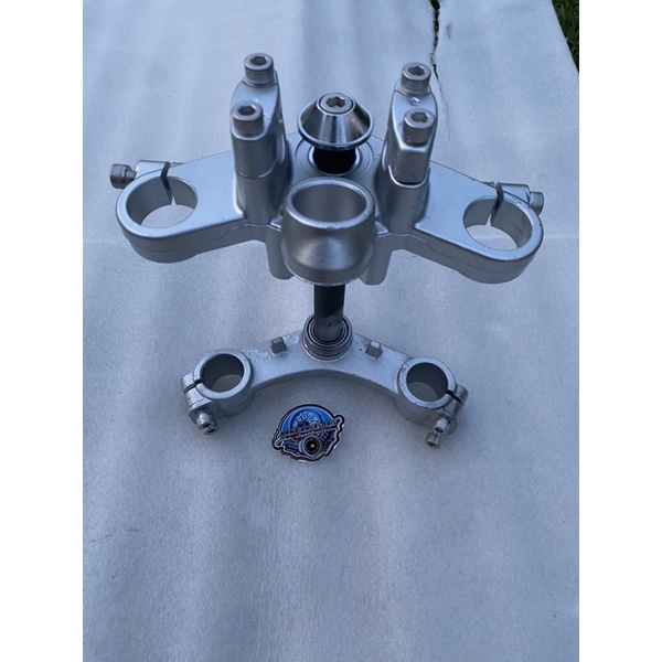 Segitiga Atas Ninja R Bawah Ninja RR Gorilla Import