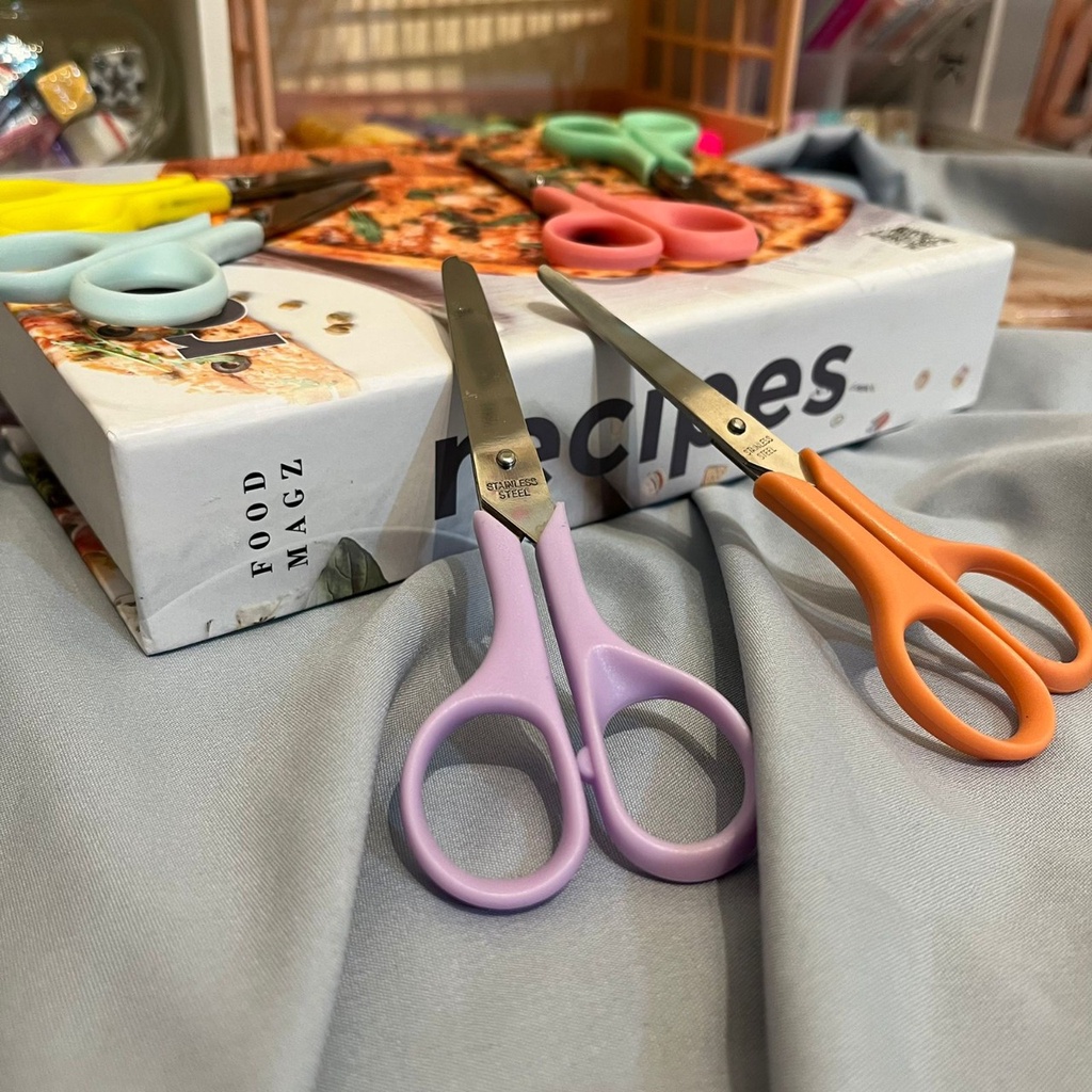 GUNTING ETONA WARNA PASTEL CUTE ADA 6 WARNA BAHAN STAINLESS KUAT SCISSORS STATIONARY PERLENGKAPAN SEKOLAH DAN KANTOR UNIK KUALITAS TERJAMIN