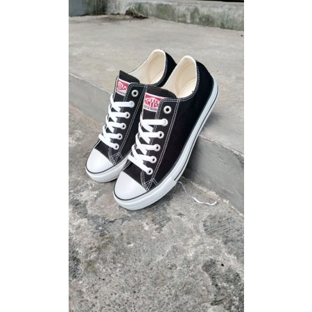 Ventela Ethnic Black Natural Low