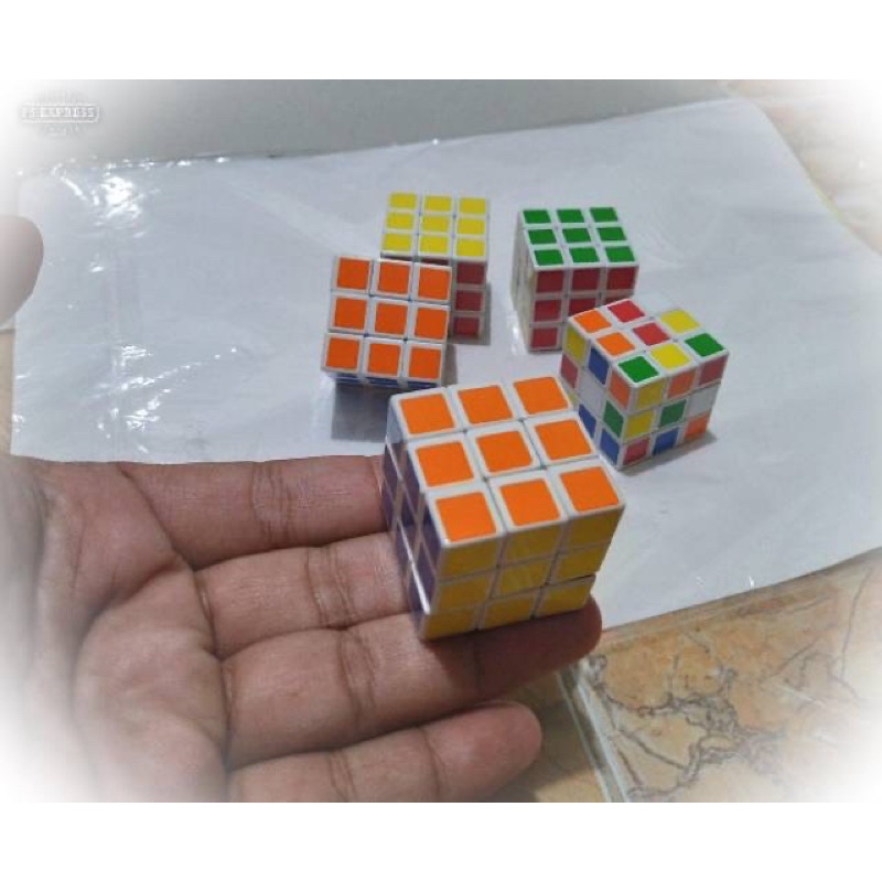 mainan rubik 3x3 murah / rubik 3 x 3 / rubik mini / rubik kecil / magic cube / mainan anak murah