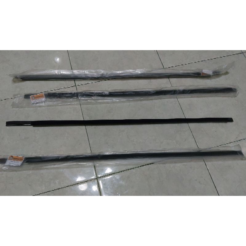 Weather Strip Panther / Pelipit Karet Kaca Panther Kotak (Depan / Tengah Luar Dalam Kanan Kiri)