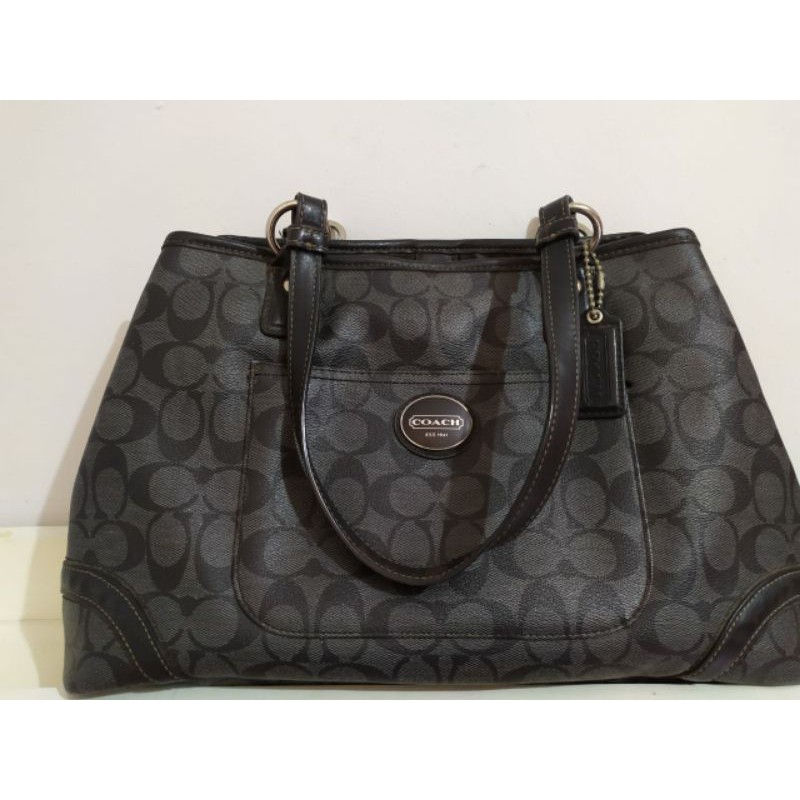 Preloved Coach Signature bag