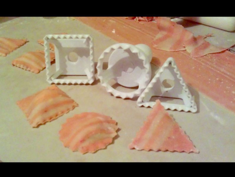 

Pemotong Cutter Pasta Ravioli Stamps - P3D