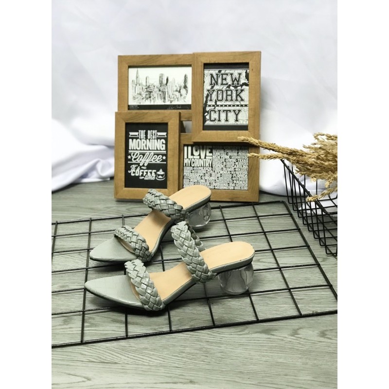 DECLARE &amp; DEE SANDAL OLIVIA TUMIT KACA 5Cm