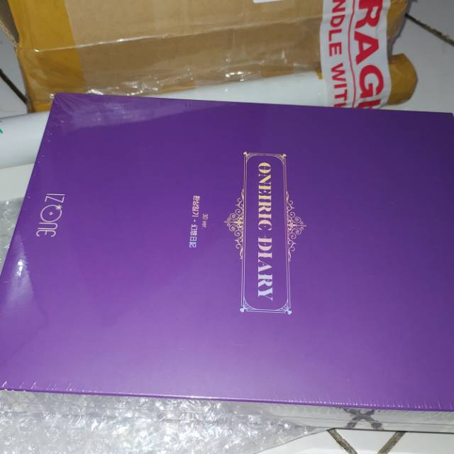 ALBUM IZONE ONEIRIC DIARY 3D VER.