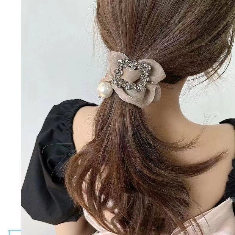 (Hello Girl)F123 Ikat Rambut Wanita Simpul Square Mutiara Gaya Korea Import