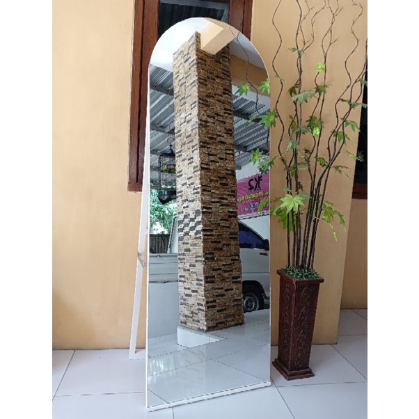 standing mirror oval