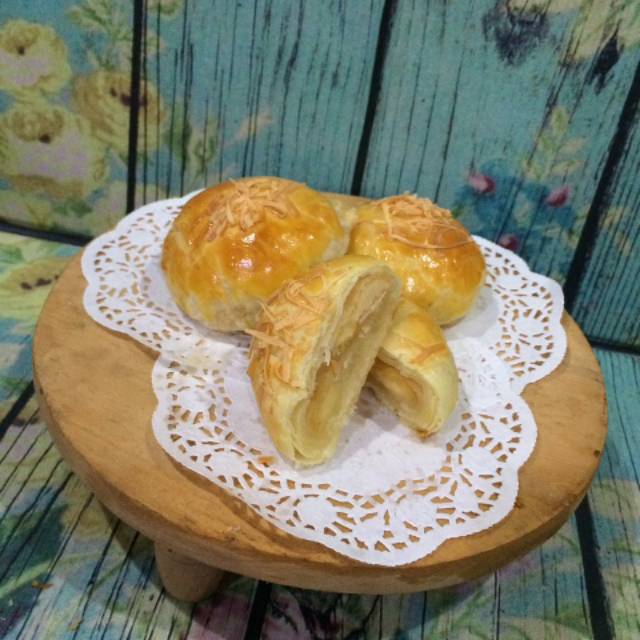 

Pia Homemade isi Keju, Coklat, 1 box isi 10 Enak Murah