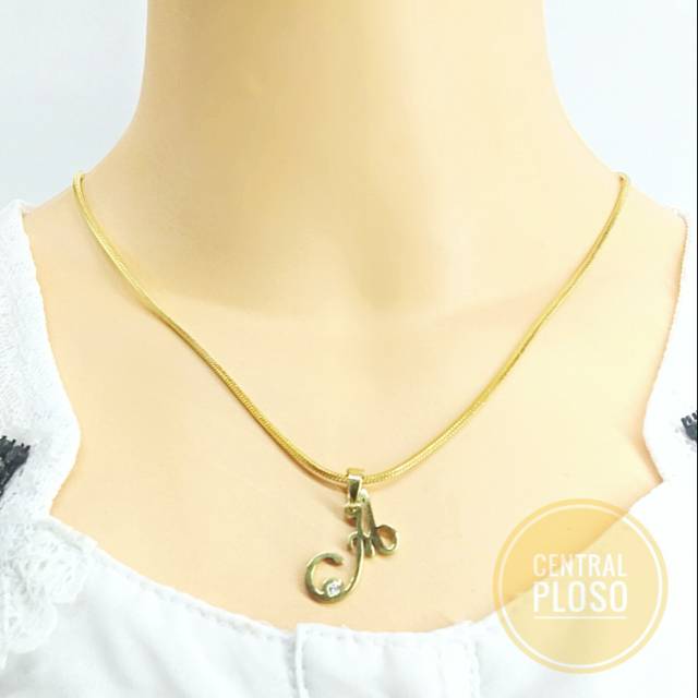 Kalung Titanium Huruf A dengan Warna Gold untuk Anak dan Dewasa FREE BOX