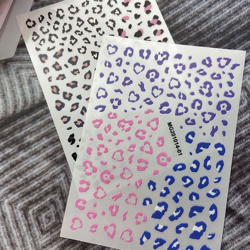 1 Lembar Stiker Kuku Motif Leopard Warna Biru Untuk Dekorasi Nail Art DIY