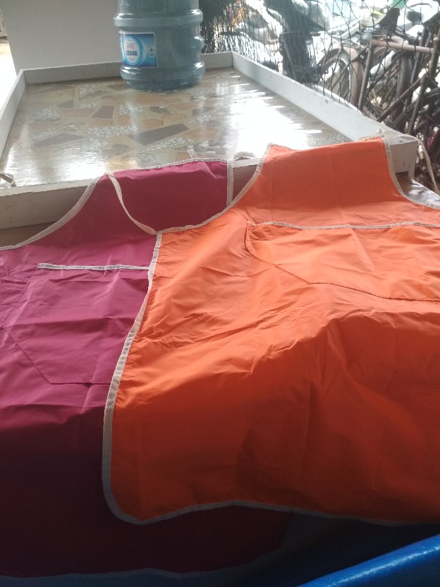 Apron / Celemek Plastik Parasut