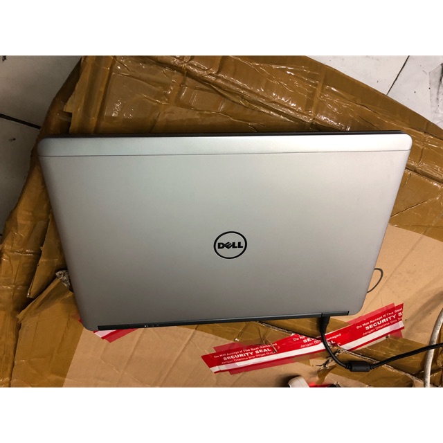 Laptop Dell Murah Latitude E6440 Core i7 Gen4 - 8GB - SSD 128 - Win 10