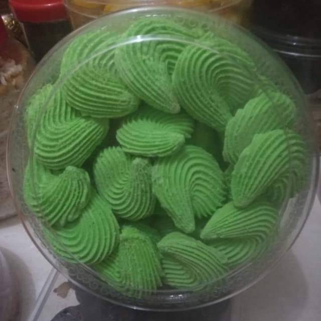 

Kue kering sagon
