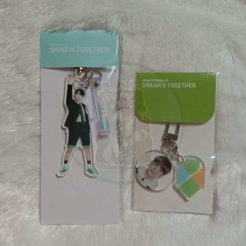 [READYSTOCK] OFFICIAL MERCH TXT ACRYLIC KEYRING FANLIVE 2020 2021 YEONJUN TAEHYUN