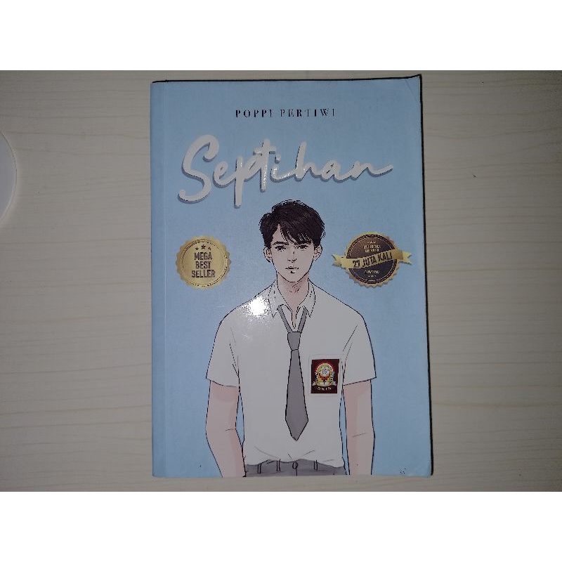 Novel SEPTIHAN by. PoppiPertiwi (preloved)