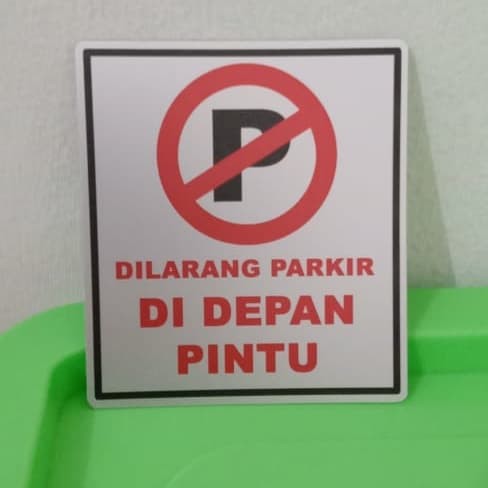 

LABEL DILARANG PARKIR DI DEPAN PINTU UK 8X9CM