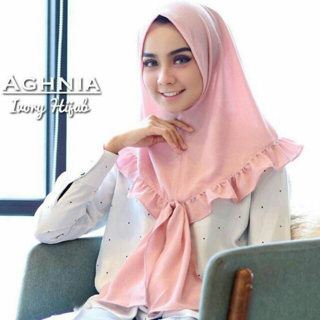 Agnia hijab